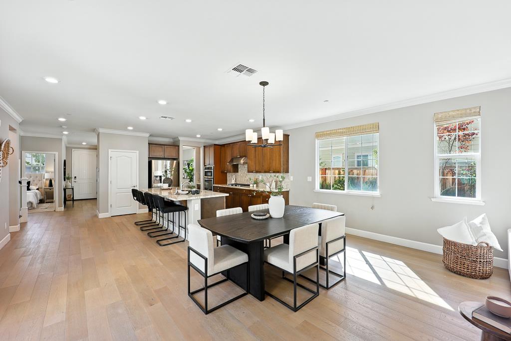 Detail Gallery Image 20 of 91 For 33528 Mustang St, Fremont,  CA 94555 - 5 Beds | 3/1 Baths