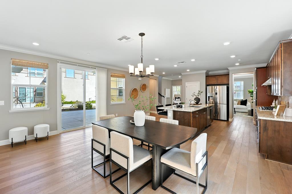 Detail Gallery Image 21 of 91 For 33528 Mustang St, Fremont,  CA 94555 - 5 Beds | 3/1 Baths