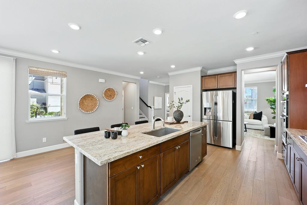 Detail Gallery Image 25 of 91 For 33528 Mustang St, Fremont,  CA 94555 - 5 Beds | 3/1 Baths