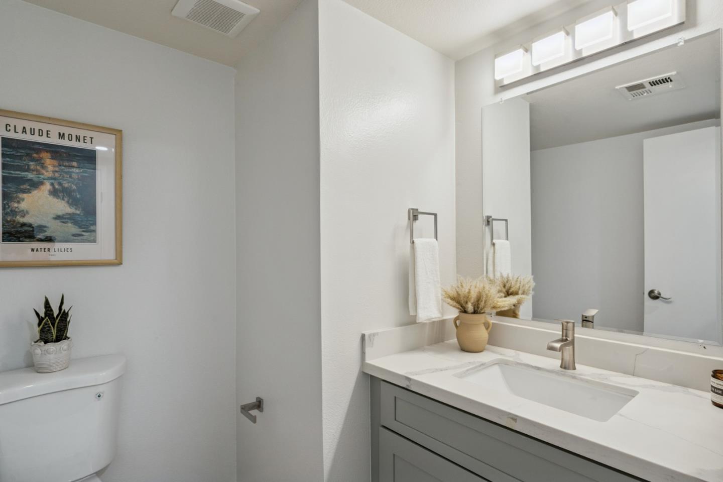 Detail Gallery Image 20 of 44 For 965 Marquette Ln, Foster City,  CA 94404 - 3 Beds | 2/1 Baths