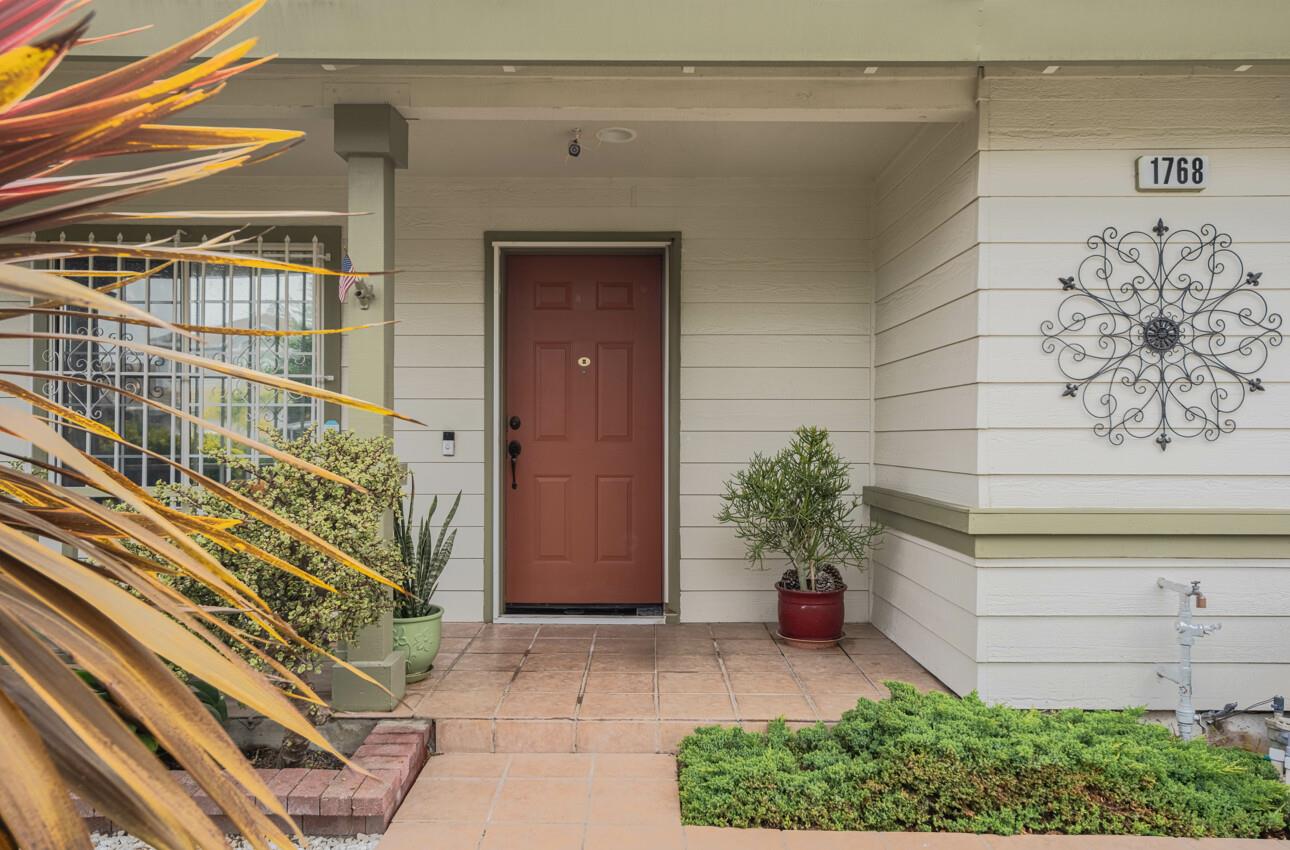 Detail Gallery Image 3 of 43 For 1768 Delancey Dr, Salinas,  CA 93906 - 4 Beds | 2/1 Baths