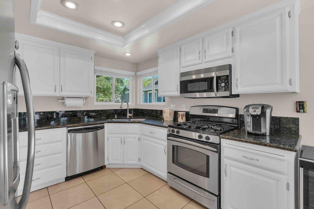 Detail Gallery Image 6 of 47 For 1854 Saint George Rd, Danville,  CA 94526 - 3 Beds | 2 Baths