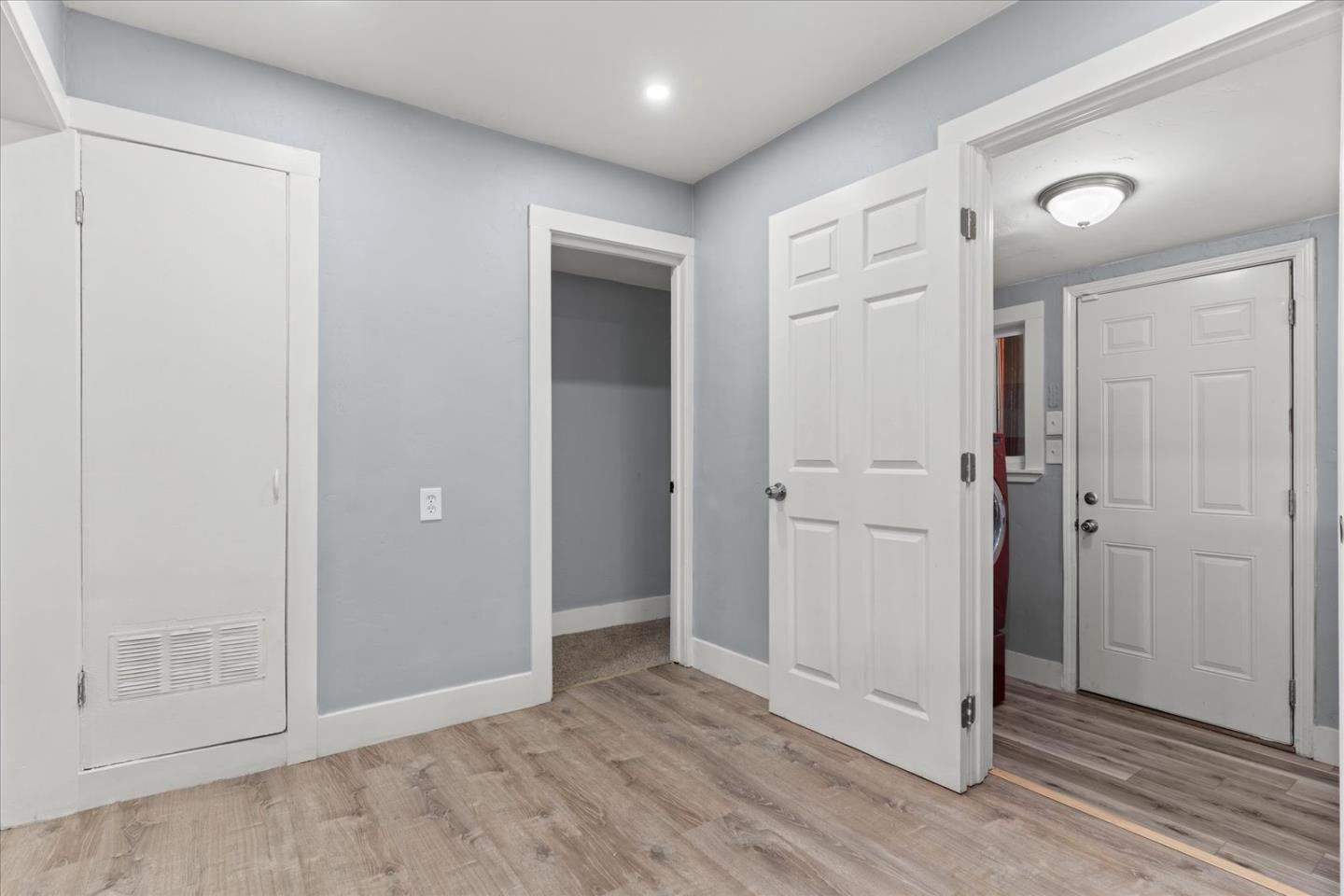 Detail Gallery Image 24 of 65 For 3803 22nd Ave, Sacramento,  CA 95820 - 3 Beds | 2 Baths