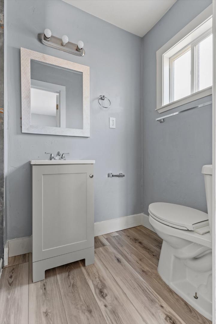 Detail Gallery Image 34 of 65 For 3803 22nd Ave, Sacramento,  CA 95820 - 3 Beds | 2 Baths
