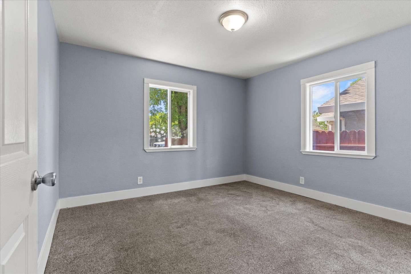 Detail Gallery Image 35 of 65 For 3803 22nd Ave, Sacramento,  CA 95820 - 3 Beds | 2 Baths
