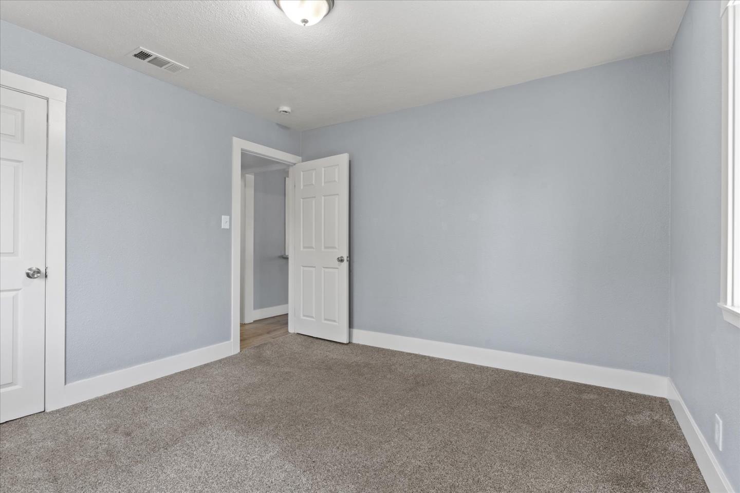 Detail Gallery Image 37 of 65 For 3803 22nd Ave, Sacramento,  CA 95820 - 3 Beds | 2 Baths