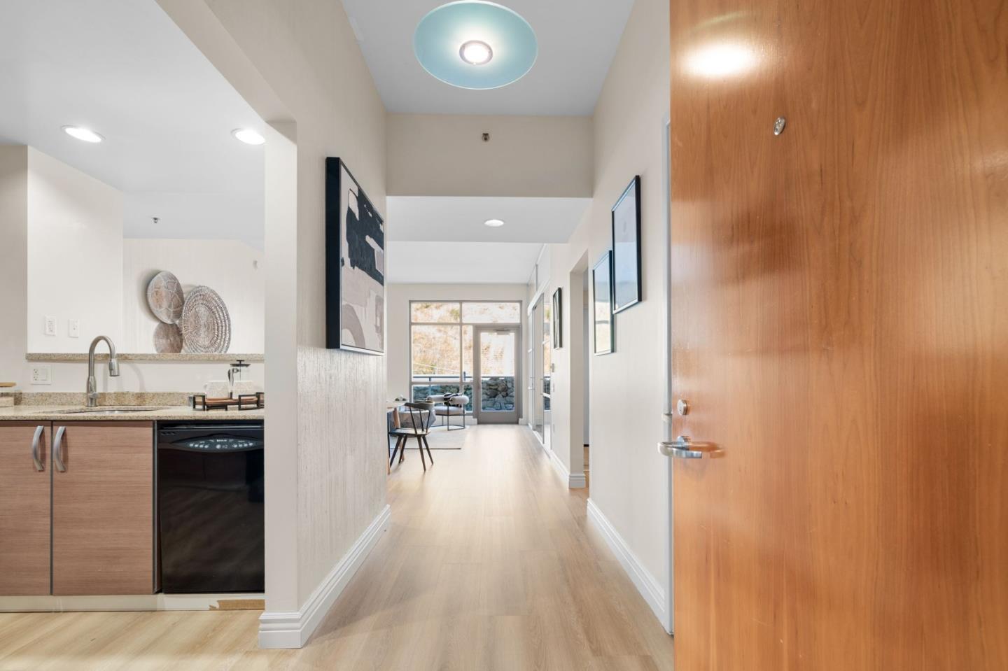 Detail Gallery Image 7 of 43 For 1 Mandalay Pl #610,  South San Francisco,  CA 94080 - 2 Beds | 2 Baths