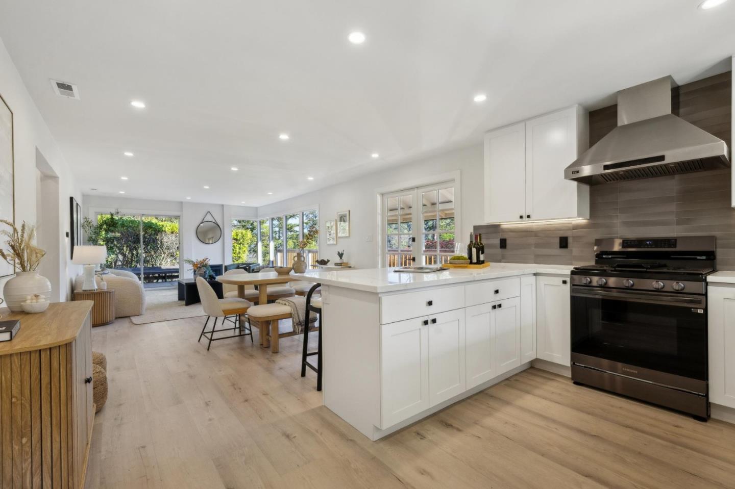 Detail Gallery Image 19 of 122 For 329 Richardson Way, Mill Valley,  CA 94941 - 2 Beds | 2 Baths
