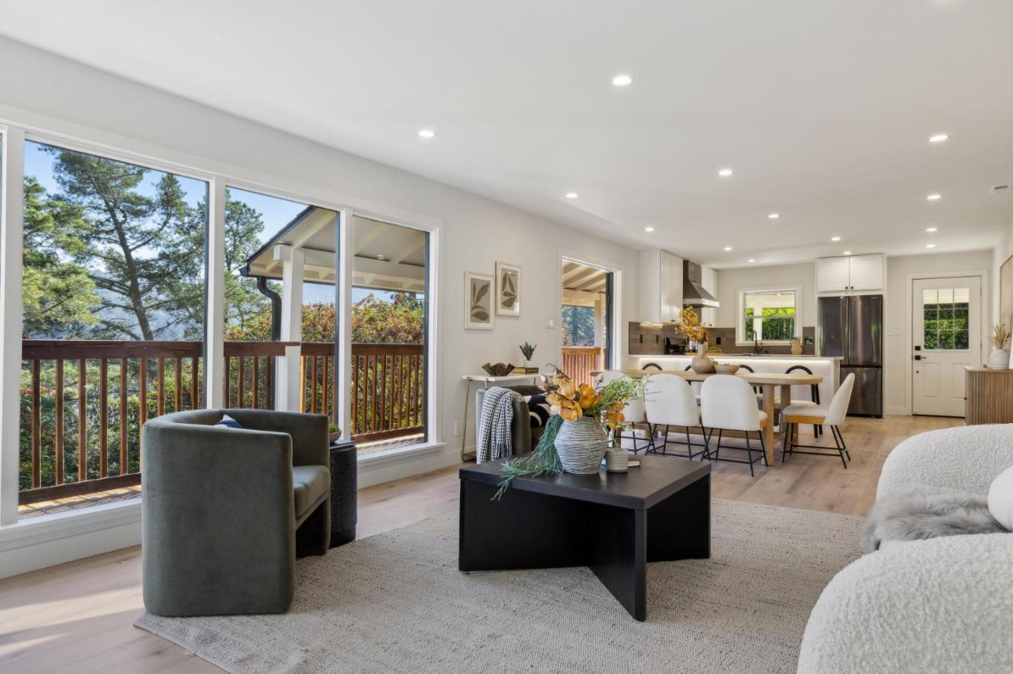 Detail Gallery Image 33 of 122 For 329 Richardson Way, Mill Valley,  CA 94941 - 2 Beds | 2 Baths