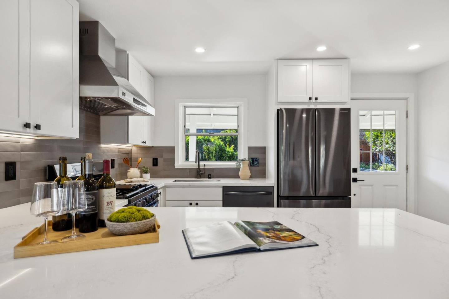 Detail Gallery Image 40 of 122 For 329 Richardson Way, Mill Valley,  CA 94941 - 2 Beds | 2 Baths