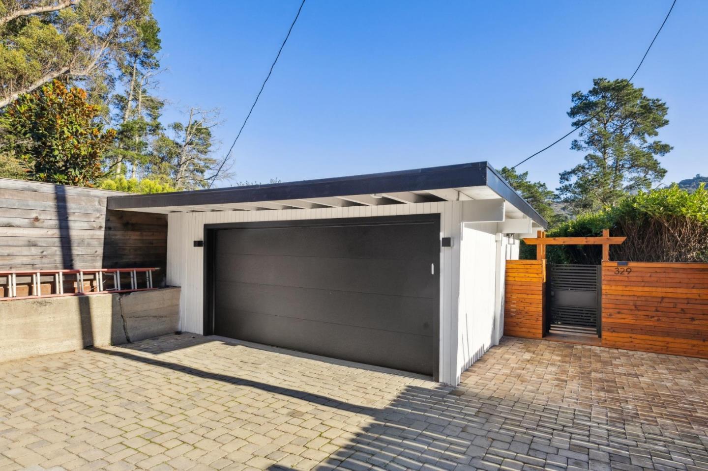 Detail Gallery Image 5 of 122 For 329 Richardson Way, Mill Valley,  CA 94941 - 2 Beds | 2 Baths