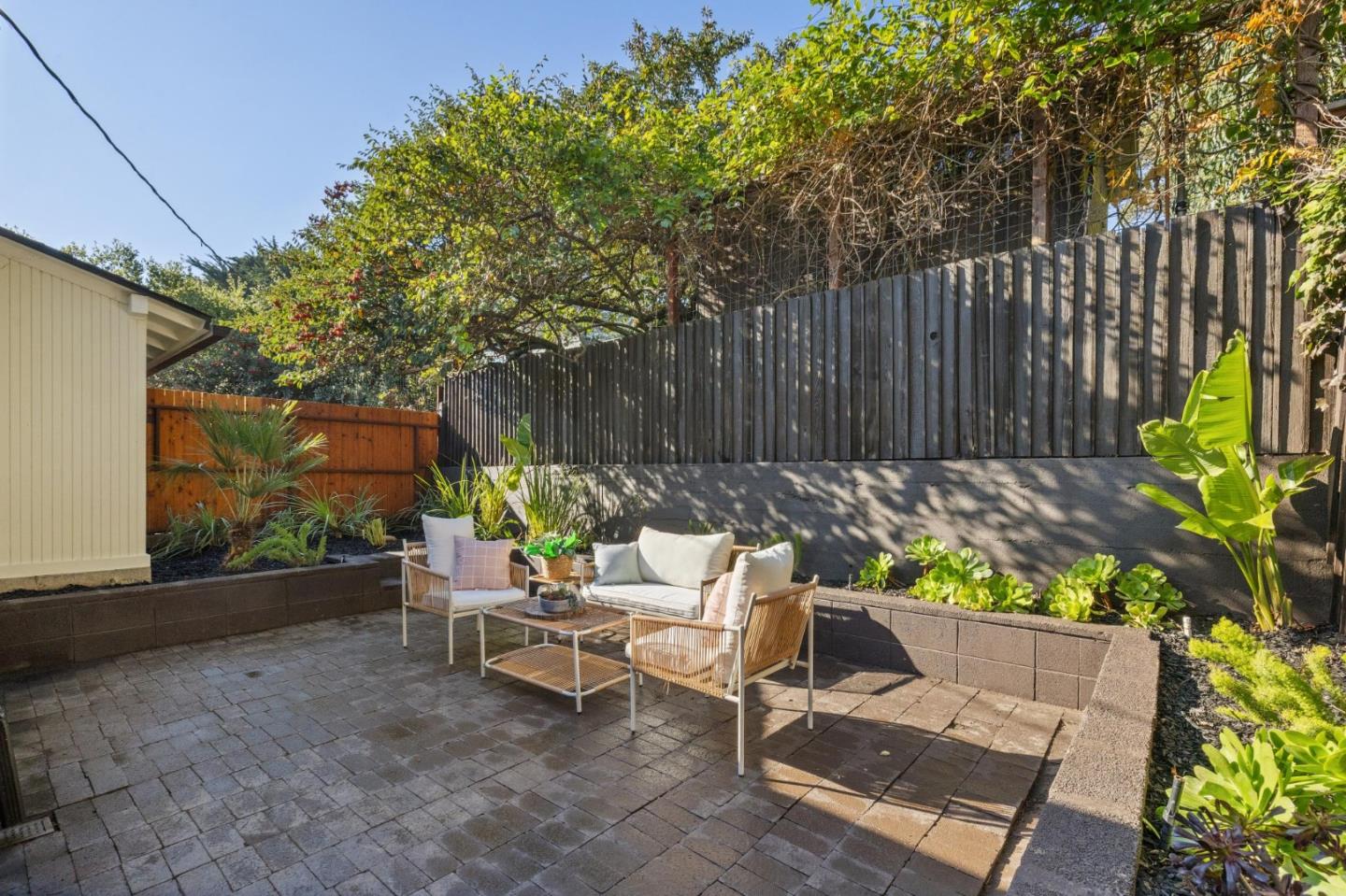 Detail Gallery Image 54 of 122 For 329 Richardson Way, Mill Valley,  CA 94941 - 2 Beds | 2 Baths