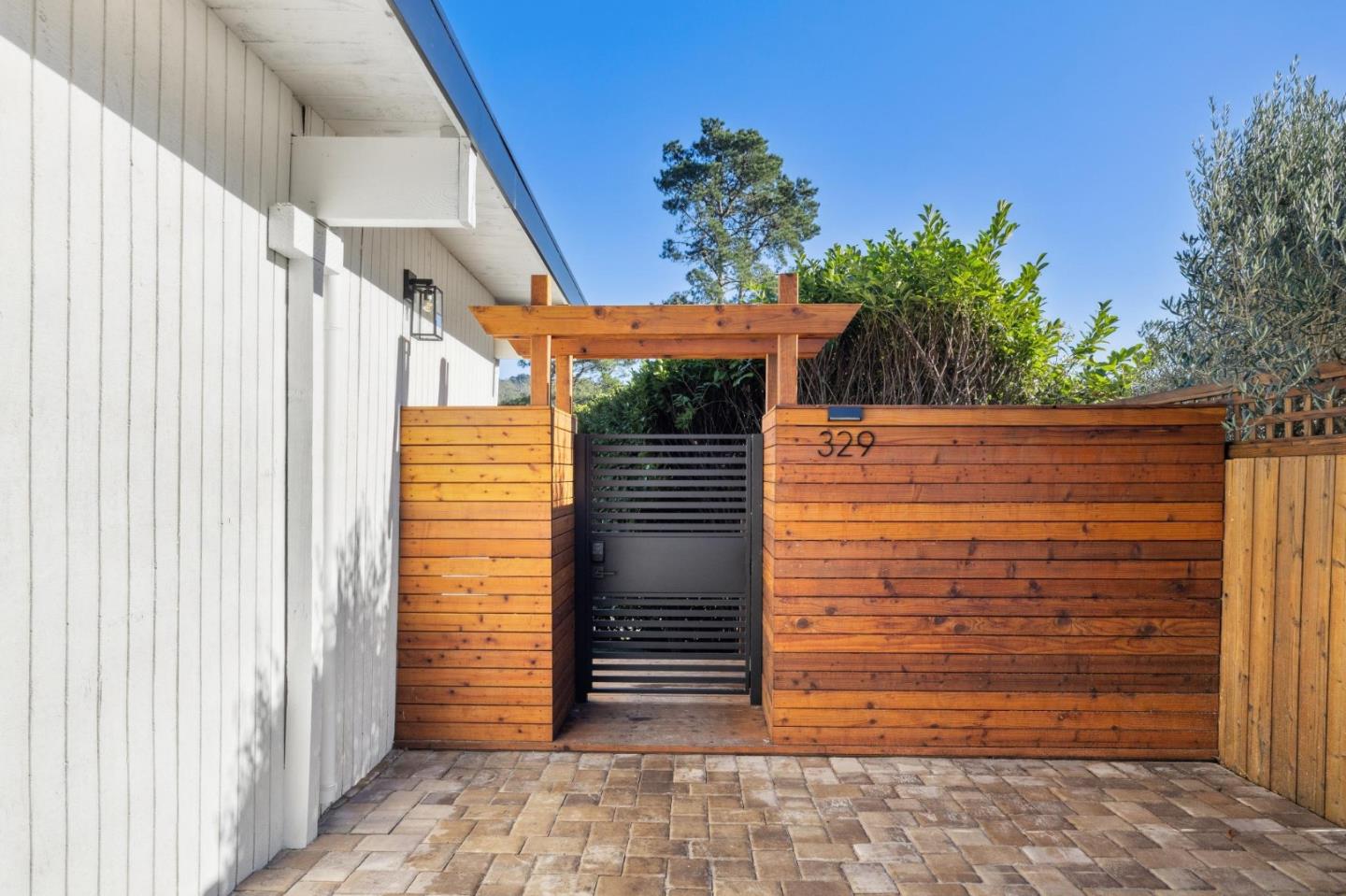 Detail Gallery Image 6 of 122 For 329 Richardson Way, Mill Valley,  CA 94941 - 2 Beds | 2 Baths