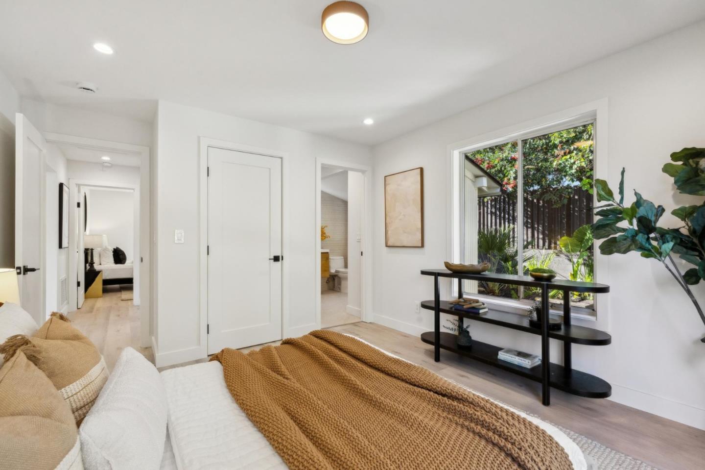 Detail Gallery Image 61 of 122 For 329 Richardson Way, Mill Valley,  CA 94941 - 2 Beds | 2 Baths