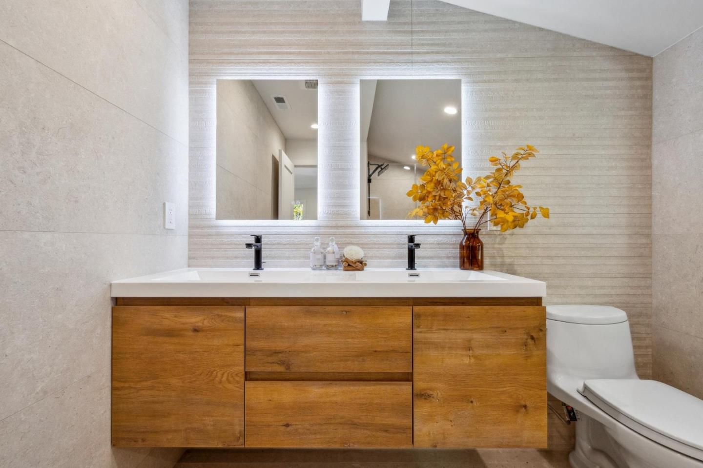 Detail Gallery Image 63 of 122 For 329 Richardson Way, Mill Valley,  CA 94941 - 2 Beds | 2 Baths