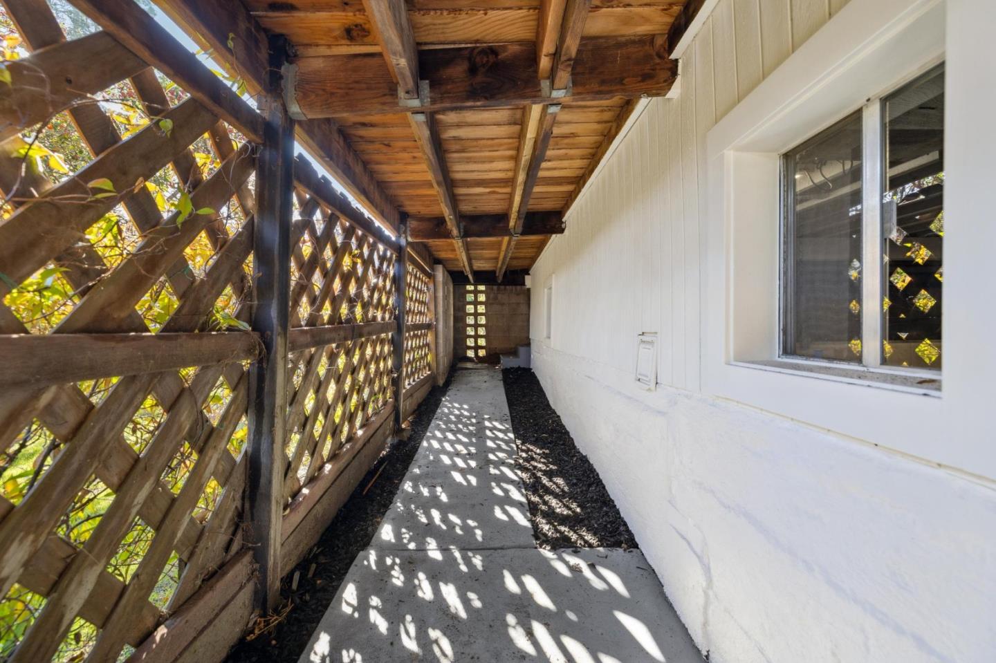 Detail Gallery Image 78 of 122 For 329 Richardson Way, Mill Valley,  CA 94941 - 2 Beds | 2 Baths