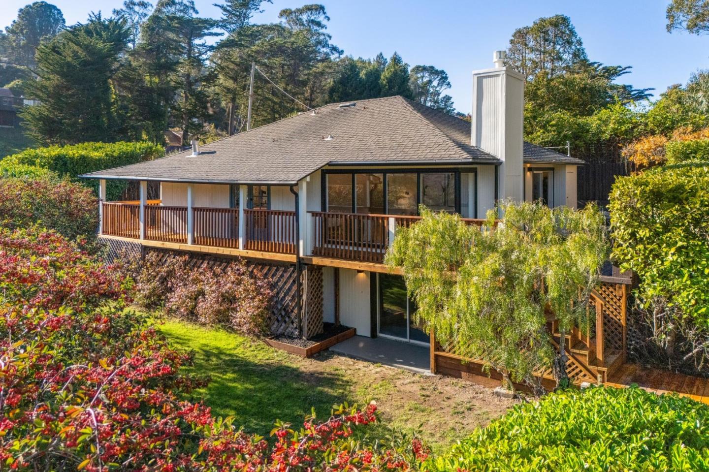 Detail Gallery Image 84 of 122 For 329 Richardson Way, Mill Valley,  CA 94941 - 2 Beds | 2 Baths