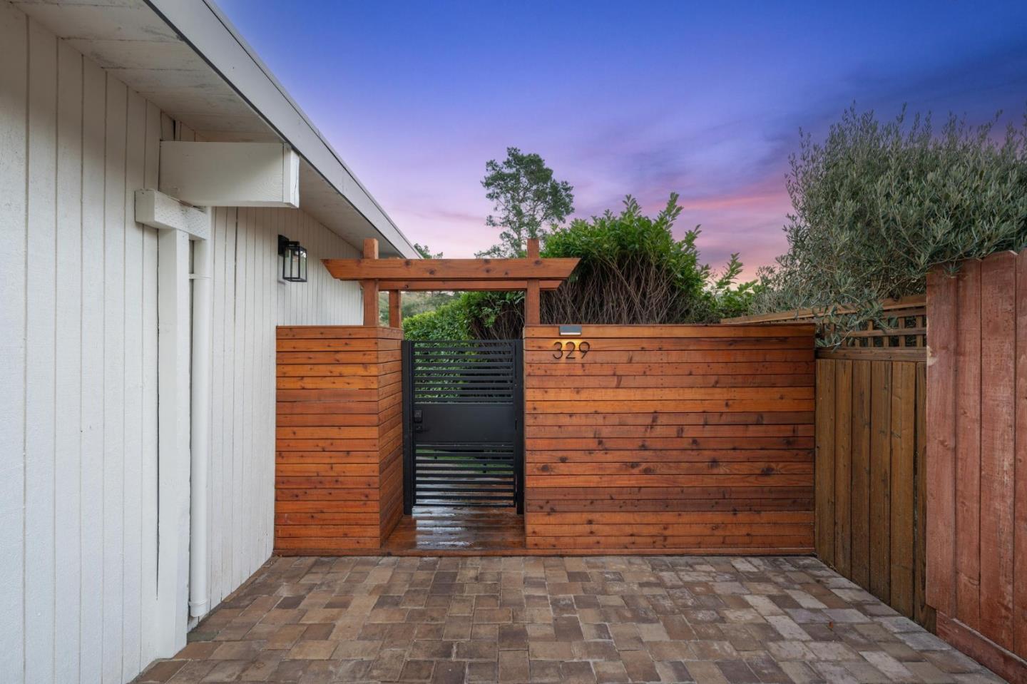 Detail Gallery Image 86 of 122 For 329 Richardson Way, Mill Valley,  CA 94941 - 2 Beds | 2 Baths
