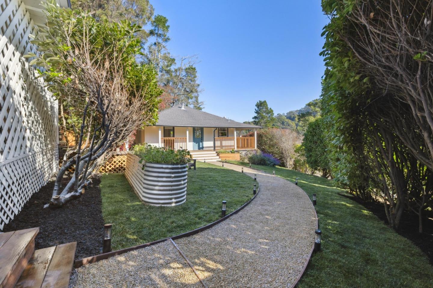Detail Gallery Image 9 of 122 For 329 Richardson Way, Mill Valley,  CA 94941 - 2 Beds | 2 Baths