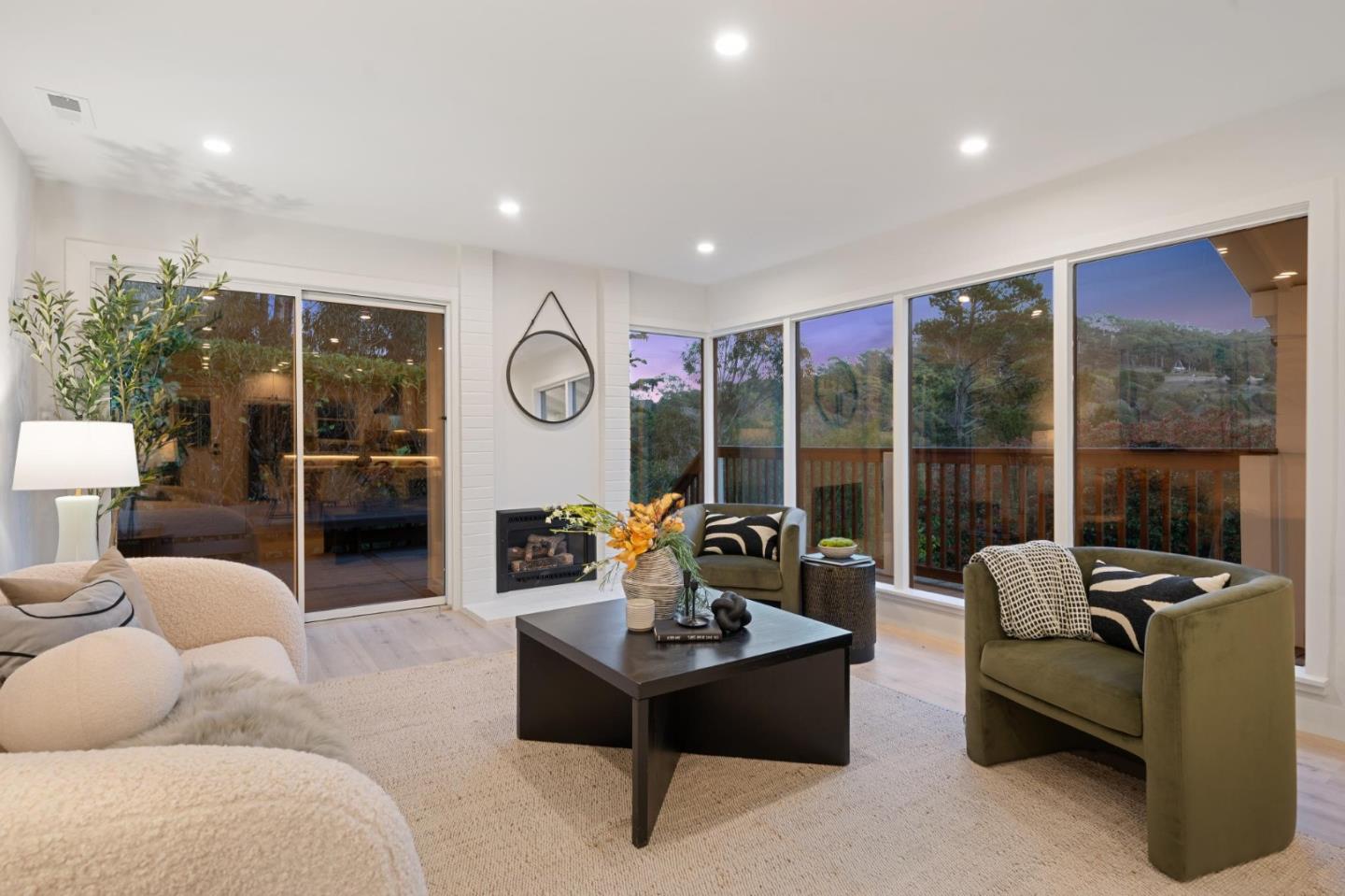 Detail Gallery Image 94 of 122 For 329 Richardson Way, Mill Valley,  CA 94941 - 2 Beds | 2 Baths