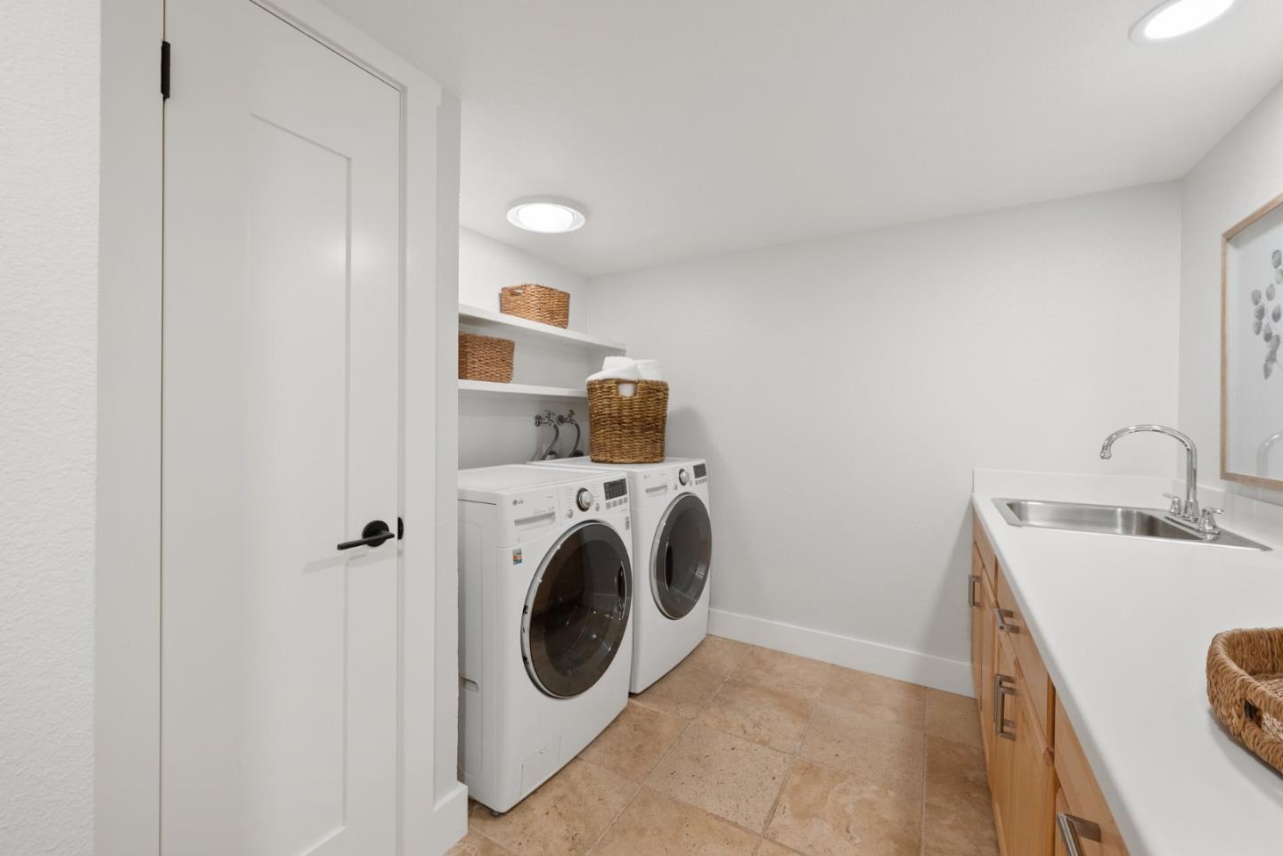 Detail Gallery Image 48 of 71 For 21 Valley Oak St, Portola Valley,  CA 94028 - 4 Beds | 3/1 Baths