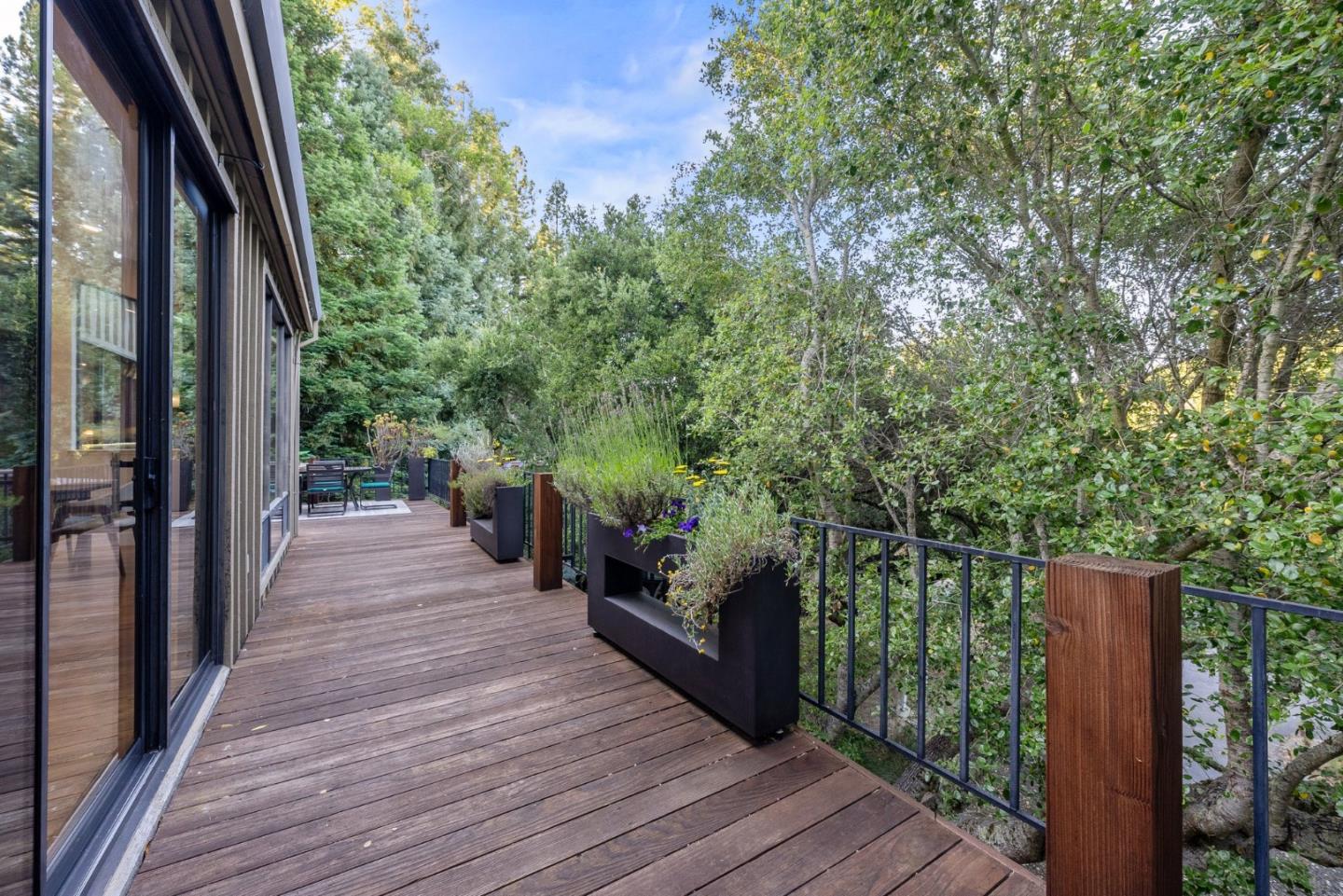 Detail Gallery Image 58 of 71 For 21 Valley Oak St, Portola Valley,  CA 94028 - 4 Beds | 3/1 Baths