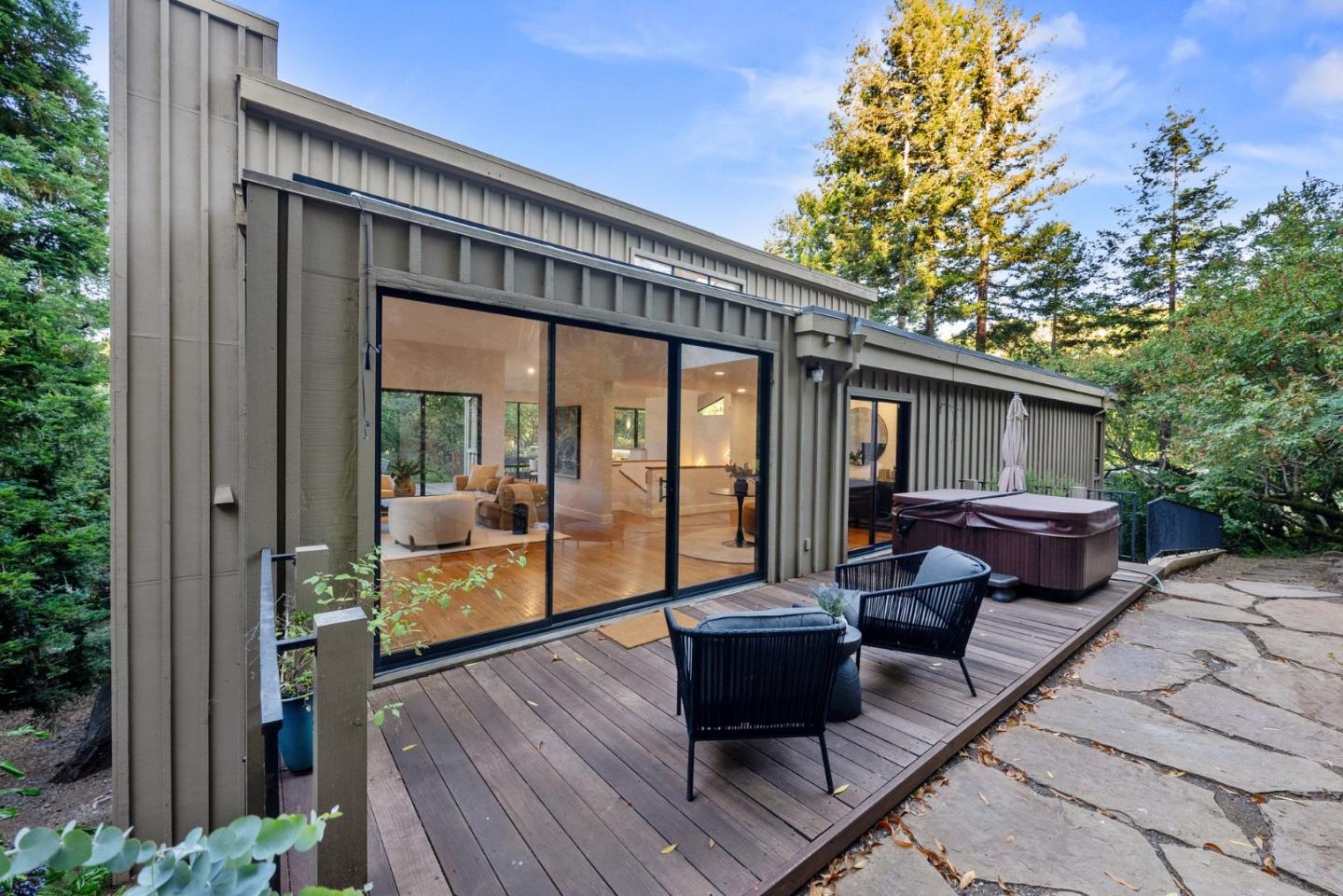 Detail Gallery Image 60 of 71 For 21 Valley Oak St, Portola Valley,  CA 94028 - 4 Beds | 3/1 Baths