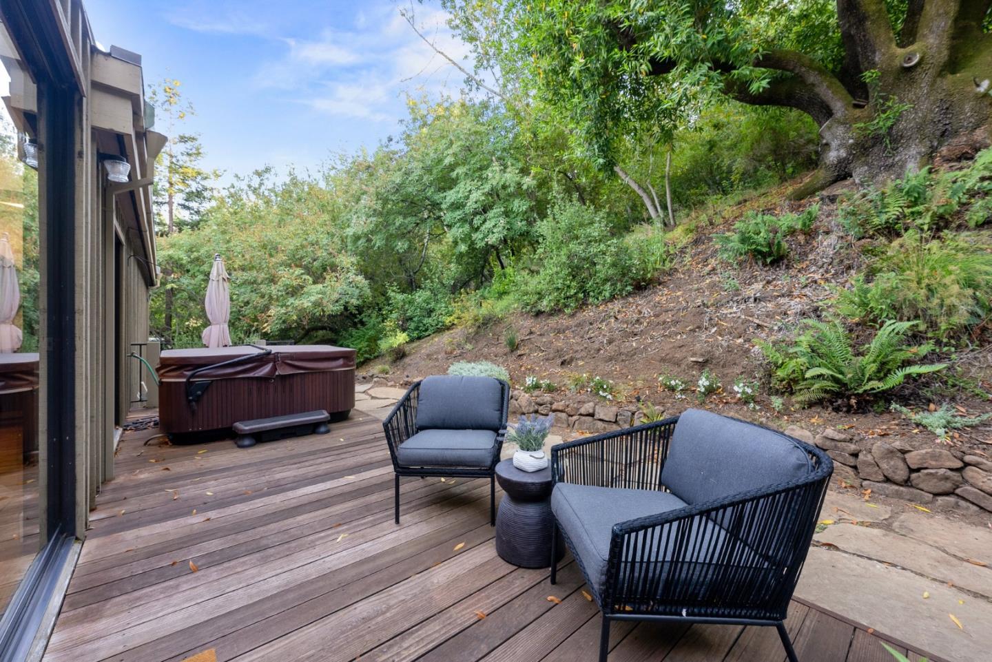 Detail Gallery Image 61 of 71 For 21 Valley Oak St, Portola Valley,  CA 94028 - 4 Beds | 3/1 Baths