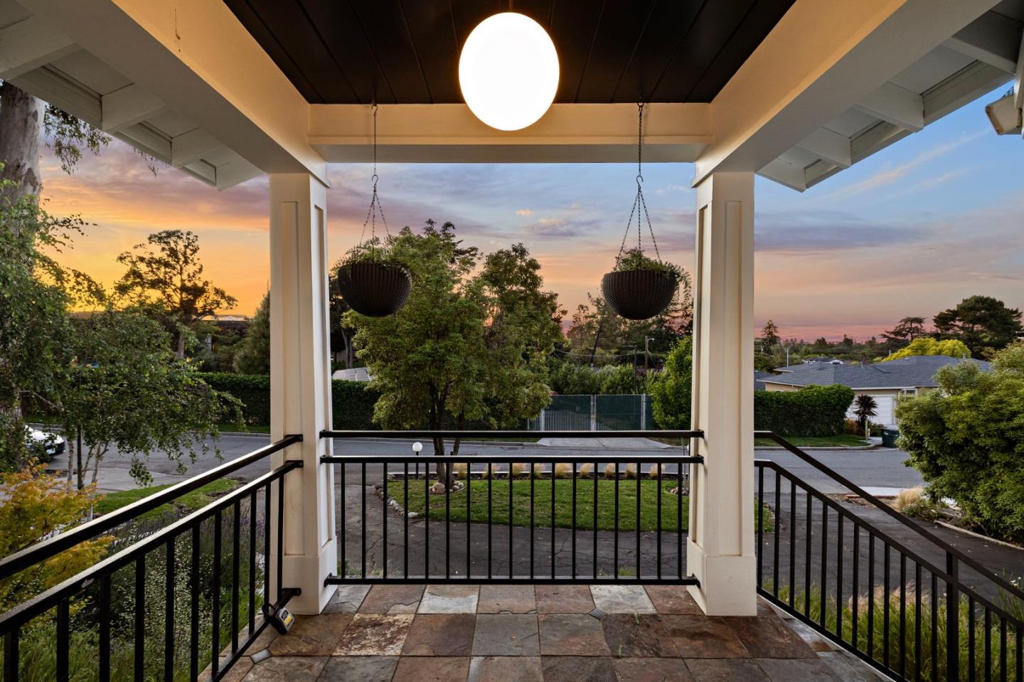 Detail Gallery Image 4 of 103 For 509 Madera Dr, San Mateo,  CA 94403 - 3 Beds | 3 Baths