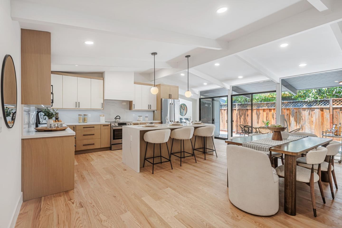Detail Gallery Image 10 of 36 For 3428 Greer Rd, Palo Alto,  CA 94303 - 4 Beds | 2 Baths