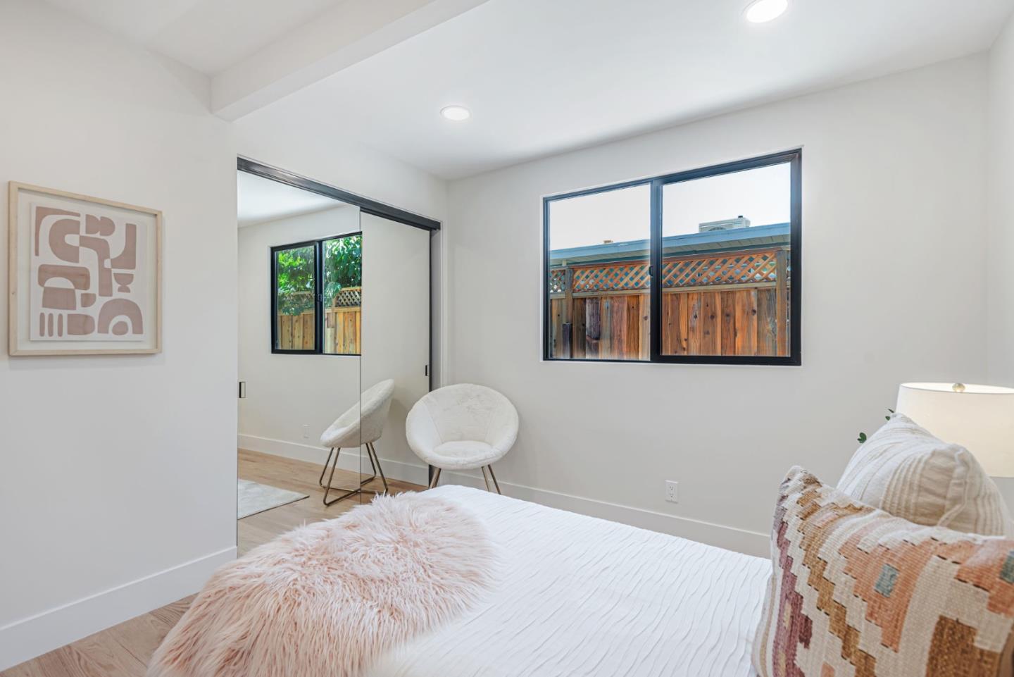 Detail Gallery Image 13 of 36 For 3428 Greer Rd, Palo Alto,  CA 94303 - 4 Beds | 2 Baths