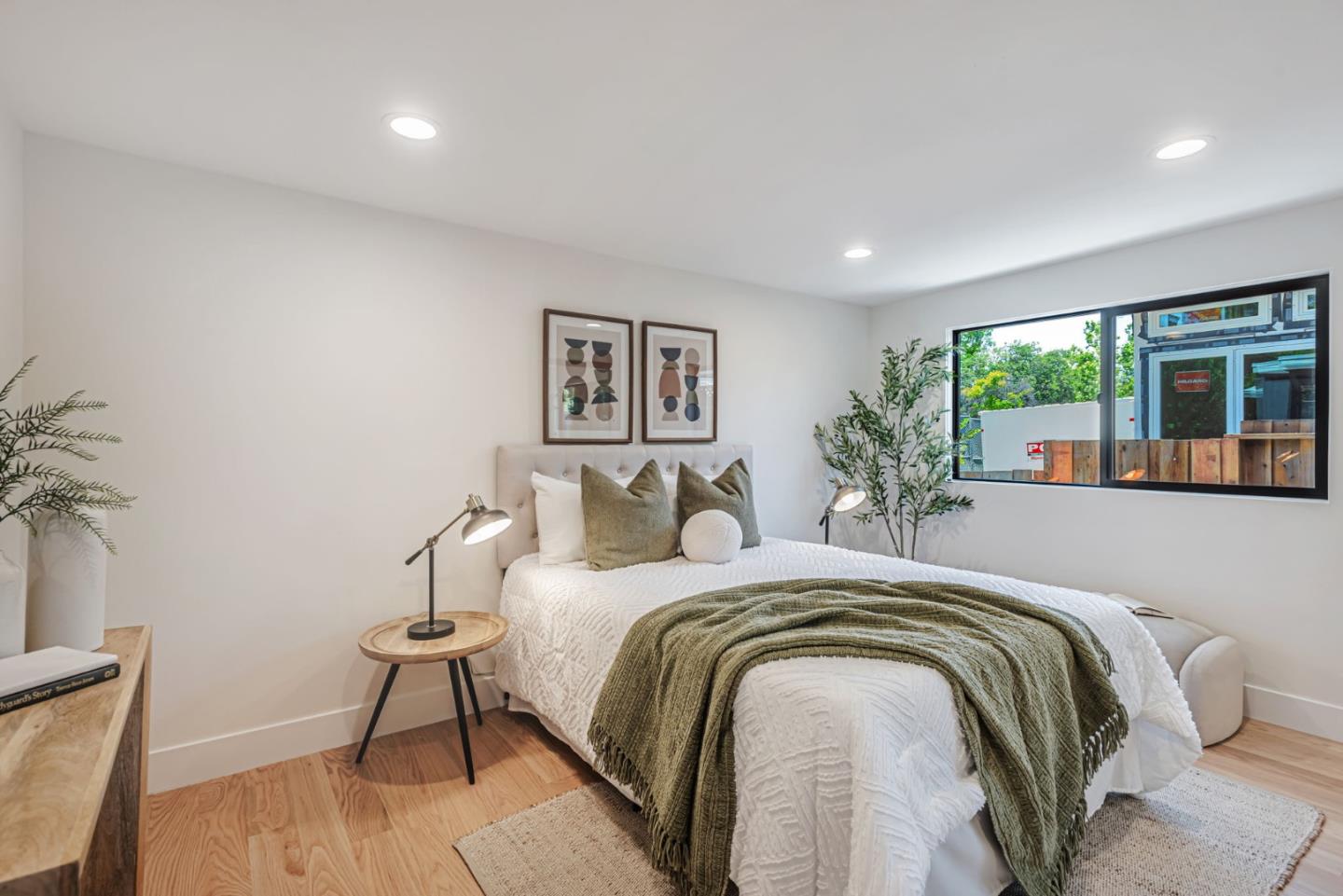 Detail Gallery Image 18 of 36 For 3428 Greer Rd, Palo Alto,  CA 94303 - 4 Beds | 2 Baths