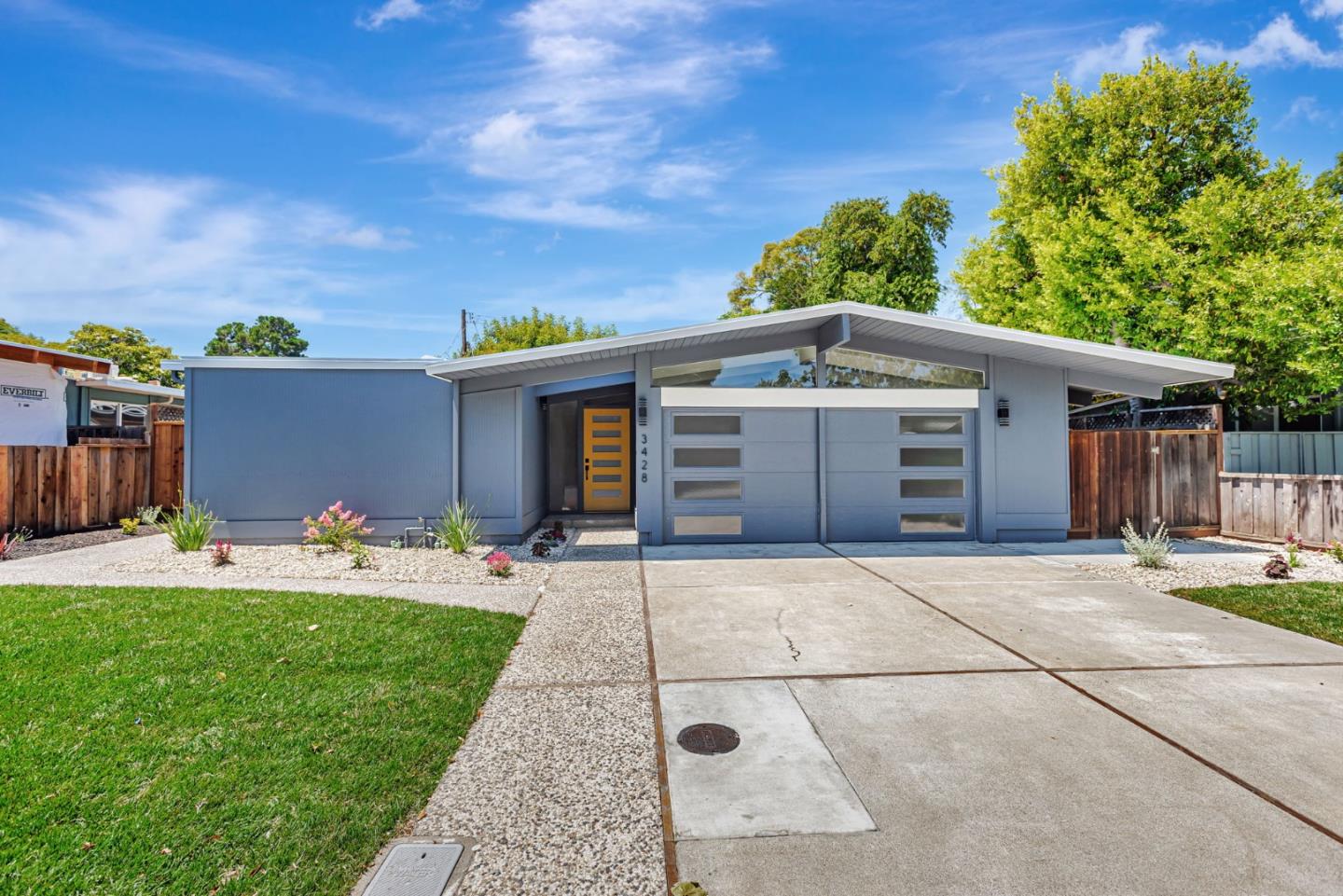 Detail Gallery Image 2 of 36 For 3428 Greer Rd, Palo Alto,  CA 94303 - 4 Beds | 2 Baths