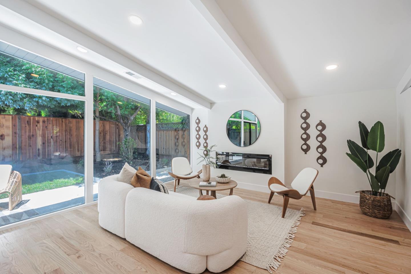 Detail Gallery Image 31 of 36 For 3428 Greer Rd, Palo Alto,  CA 94303 - 4 Beds | 2 Baths