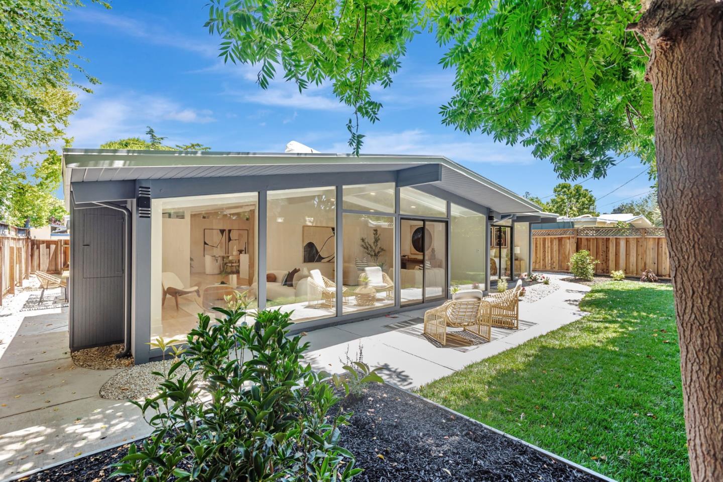 Detail Gallery Image 33 of 36 For 3428 Greer Rd, Palo Alto,  CA 94303 - 4 Beds | 2 Baths