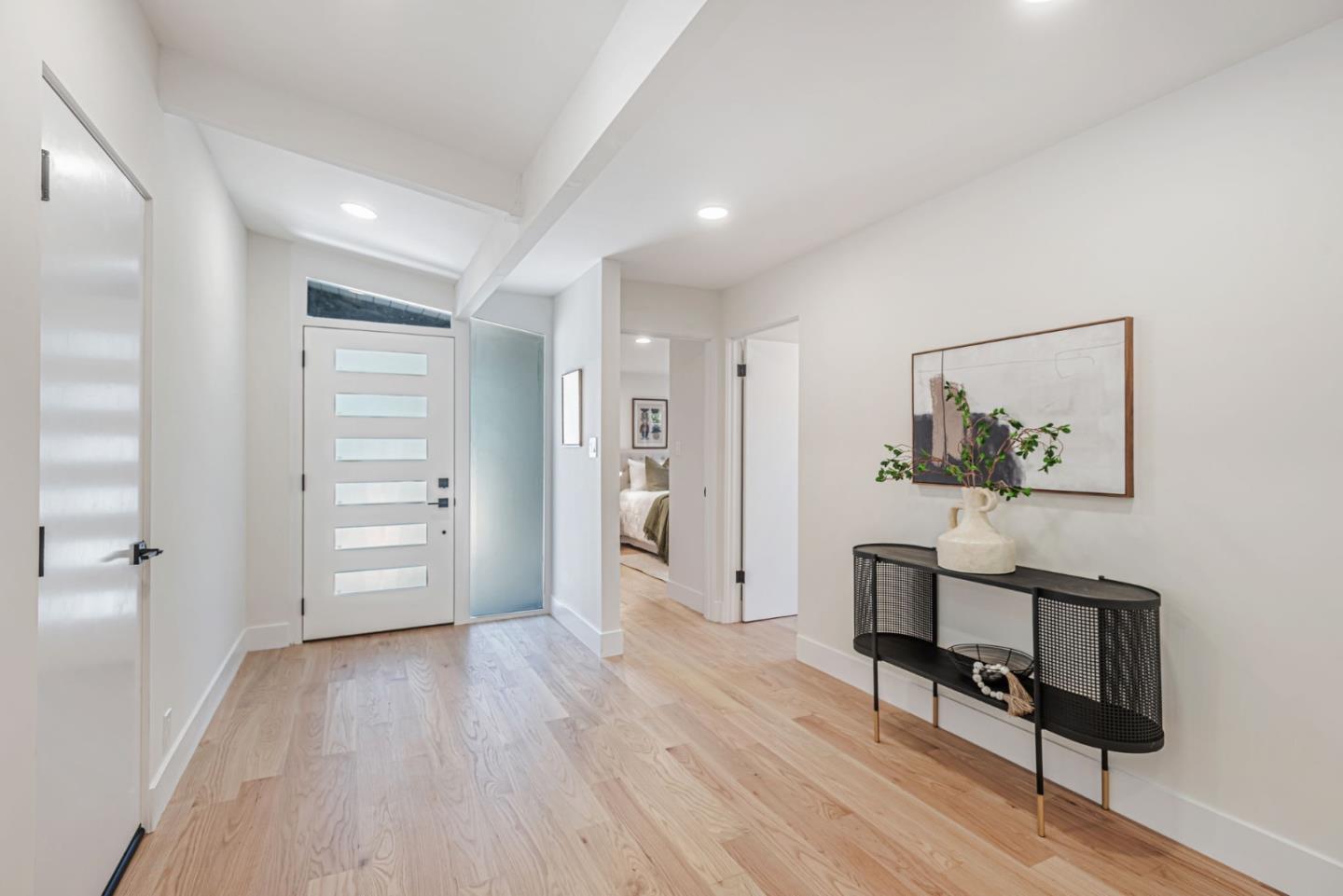 Detail Gallery Image 5 of 36 For 3428 Greer Rd, Palo Alto,  CA 94303 - 4 Beds | 2 Baths