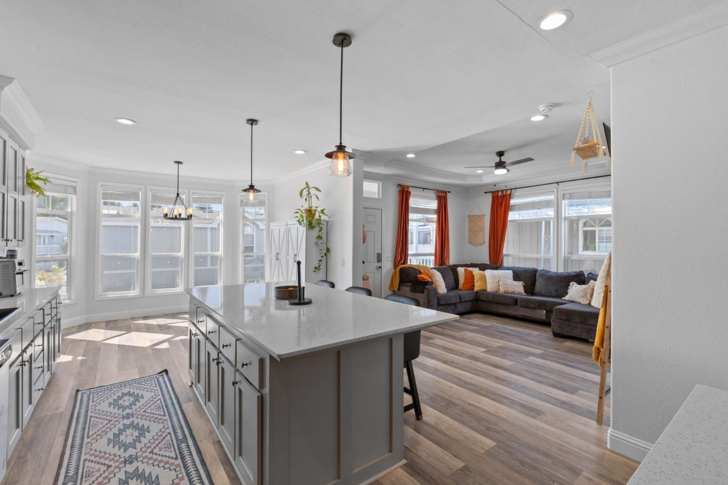 Detail Gallery Image 12 of 31 For 2151 Oakland Rd #210,  San Jose,  CA 95131 - 3 Beds | 2 Baths