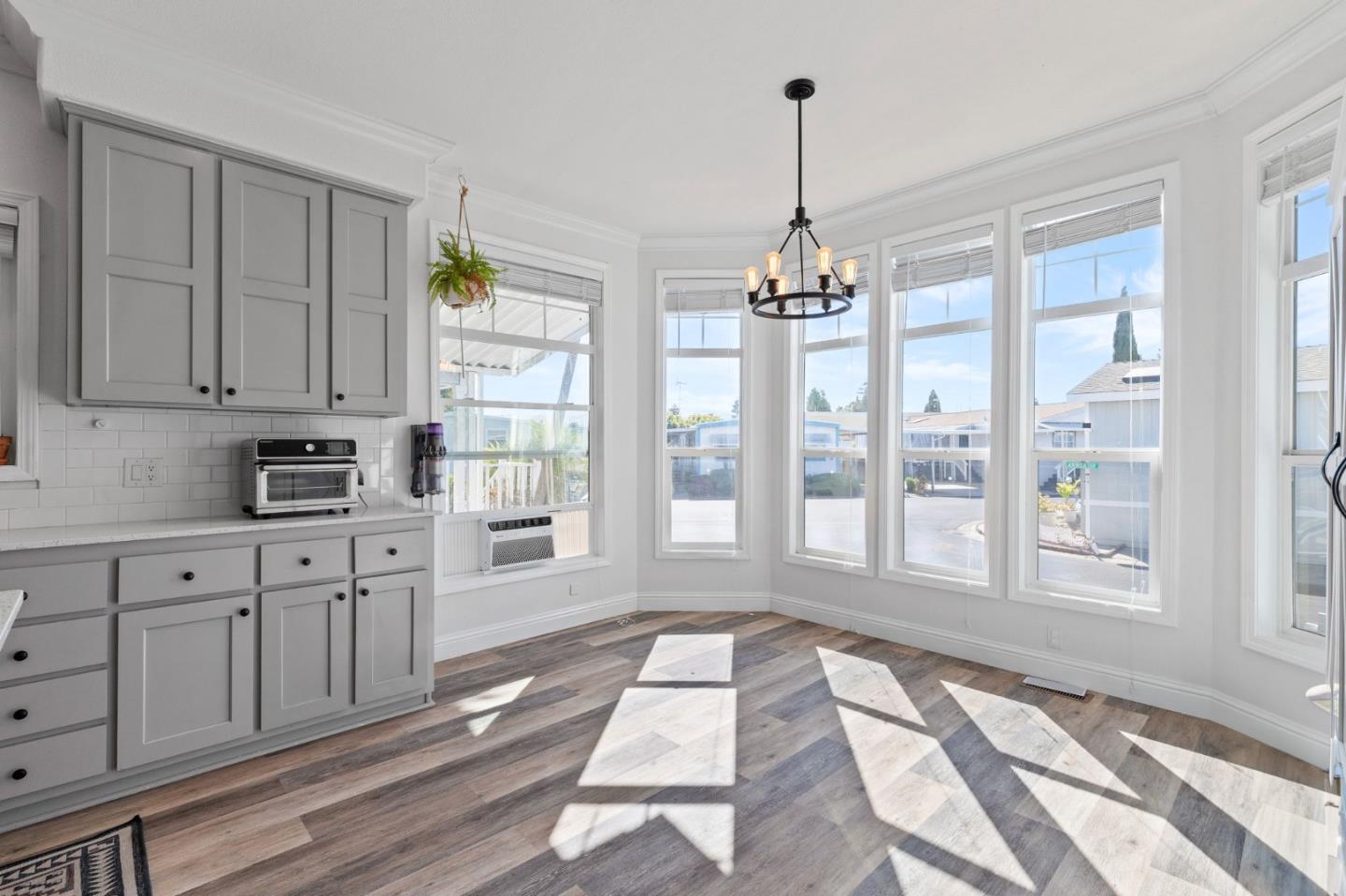 Detail Gallery Image 15 of 31 For 2151 Oakland Rd #210,  San Jose,  CA 95131 - 3 Beds | 2 Baths