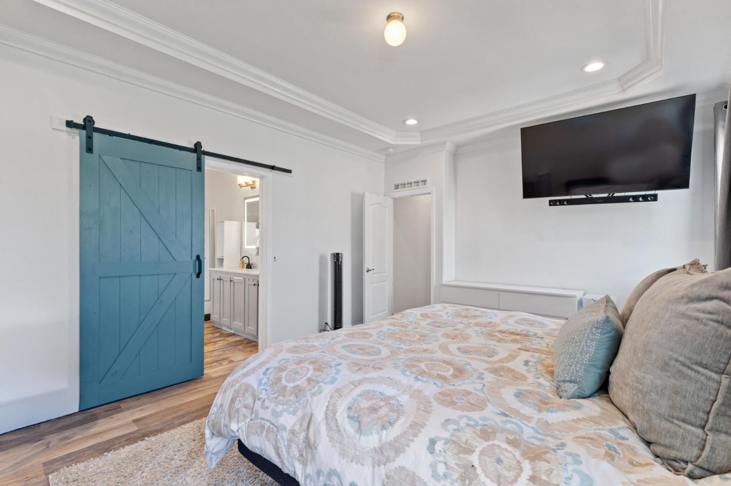 Detail Gallery Image 18 of 31 For 2151 Oakland Rd #210,  San Jose,  CA 95131 - 3 Beds | 2 Baths