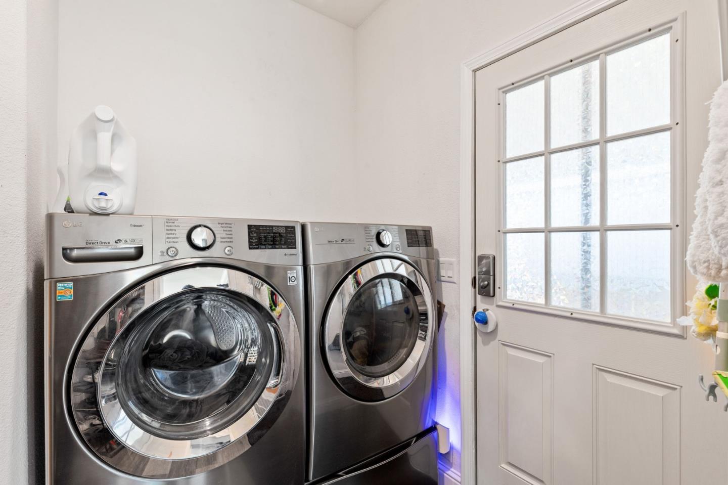 Detail Gallery Image 23 of 31 For 2151 Oakland Rd #210,  San Jose,  CA 95131 - 3 Beds | 2 Baths