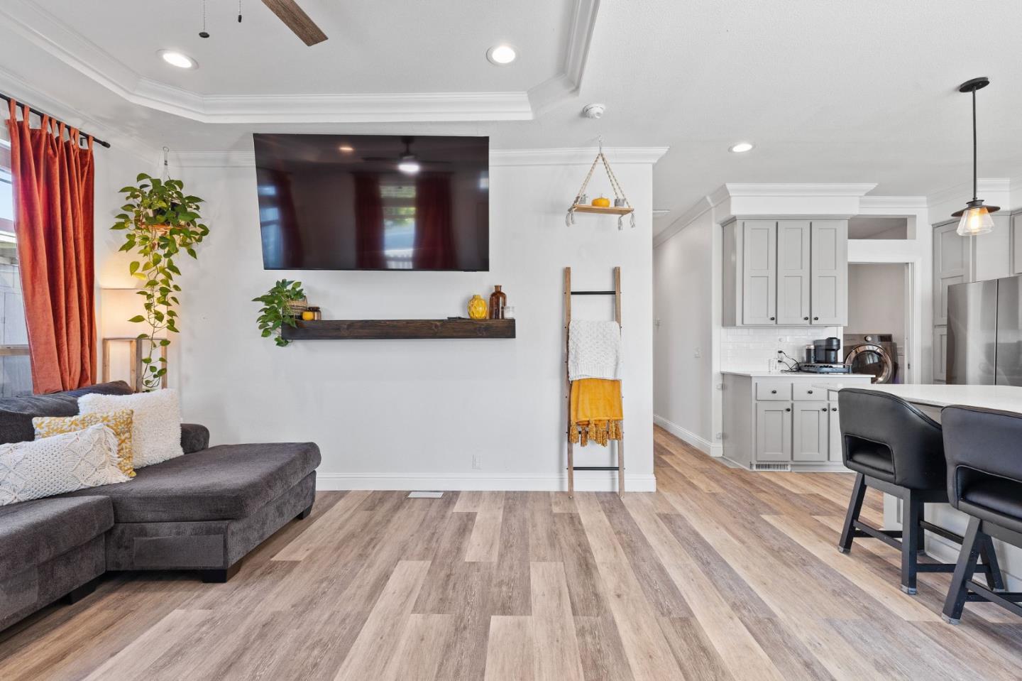 Detail Gallery Image 6 of 31 For 2151 Oakland Rd #210,  San Jose,  CA 95131 - 3 Beds | 2 Baths