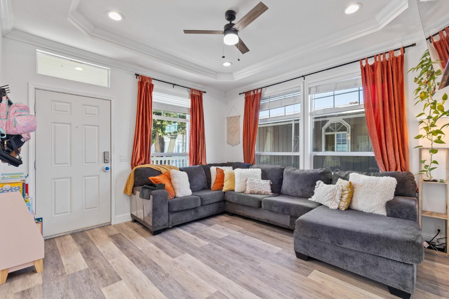 Detail Gallery Image 8 of 31 For 2151 Oakland Rd #210,  San Jose,  CA 95131 - 3 Beds | 2 Baths