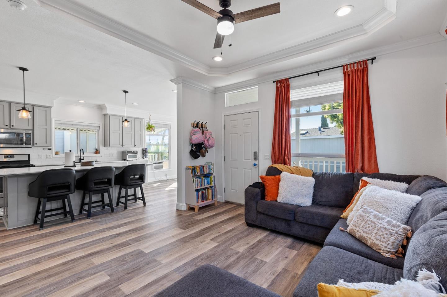 Detail Gallery Image 9 of 31 For 2151 Oakland Rd #210,  San Jose,  CA 95131 - 3 Beds | 2 Baths