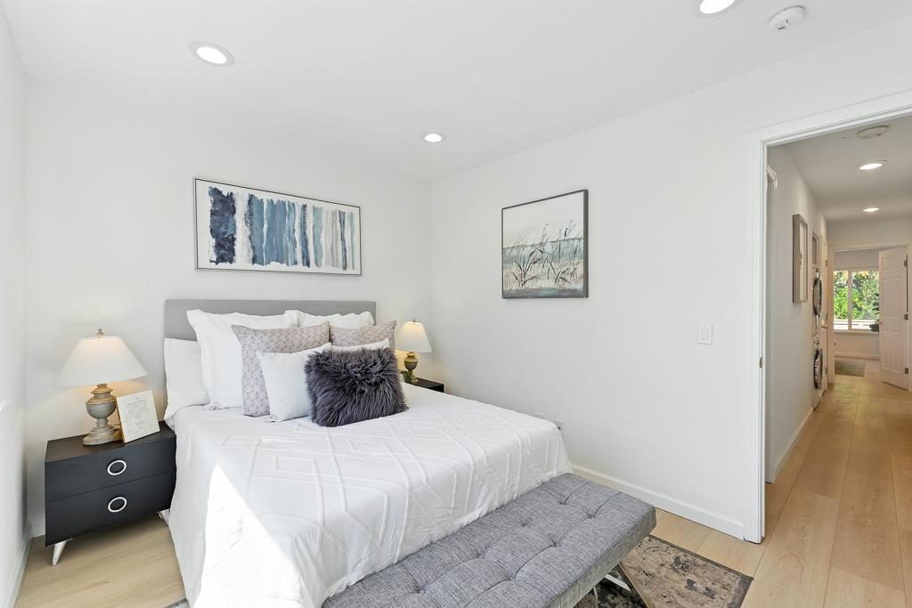 Detail Gallery Image 25 of 40 For 2452 W Bayshore Rd #UNIT 6,  Palo Alto,  CA 94303 - 3 Beds | 2 Baths