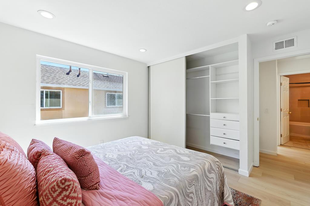 Detail Gallery Image 28 of 40 For 2452 W Bayshore Rd #UNIT 6,  Palo Alto,  CA 94303 - 3 Beds | 2 Baths
