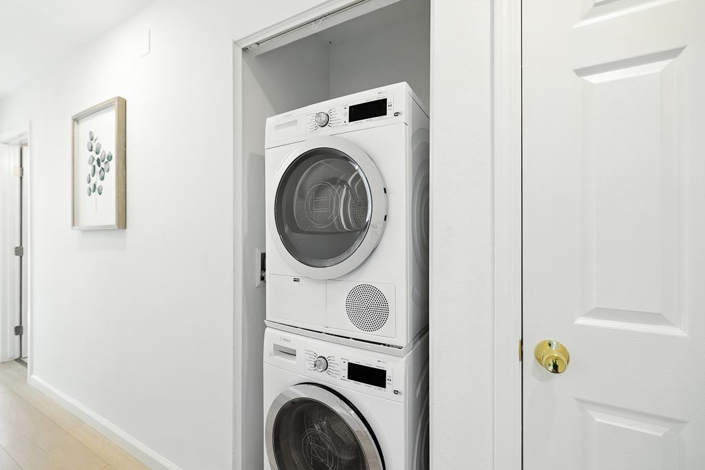 Detail Gallery Image 30 of 40 For 2452 W Bayshore Rd #UNIT 6,  Palo Alto,  CA 94303 - 3 Beds | 2 Baths
