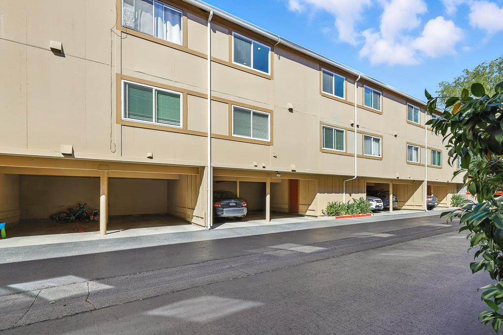 Detail Gallery Image 37 of 40 For 2452 W Bayshore Rd #UNIT 6,  Palo Alto,  CA 94303 - 3 Beds | 2 Baths