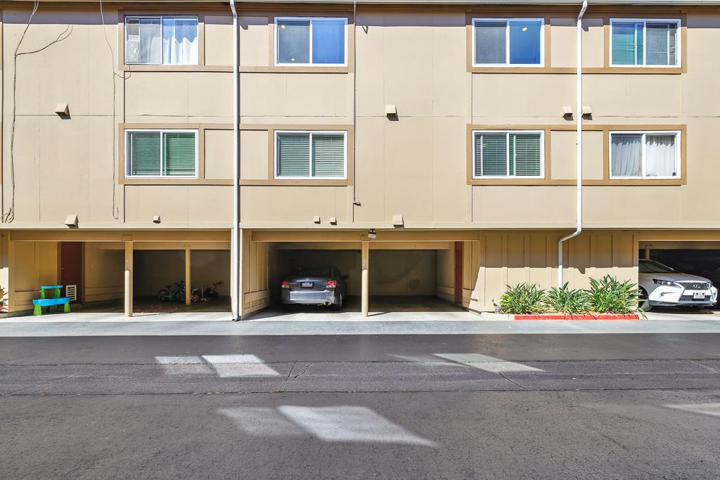 Detail Gallery Image 38 of 40 For 2452 W Bayshore Rd #UNIT 6,  Palo Alto,  CA 94303 - 3 Beds | 2 Baths