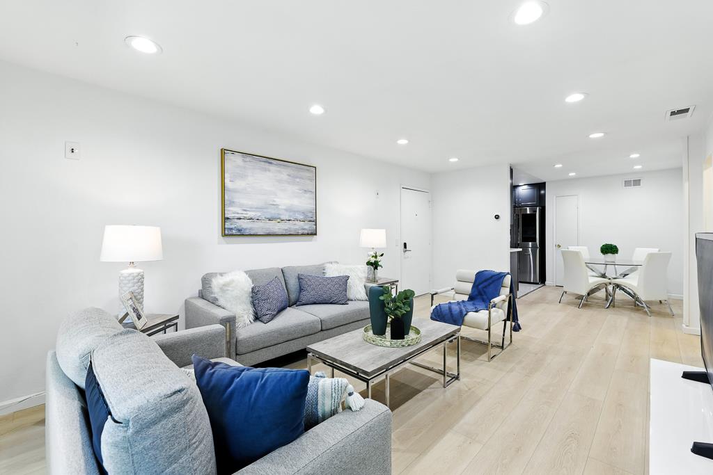Detail Gallery Image 7 of 40 For 2452 W Bayshore Rd #UNIT 6,  Palo Alto,  CA 94303 - 3 Beds | 2 Baths