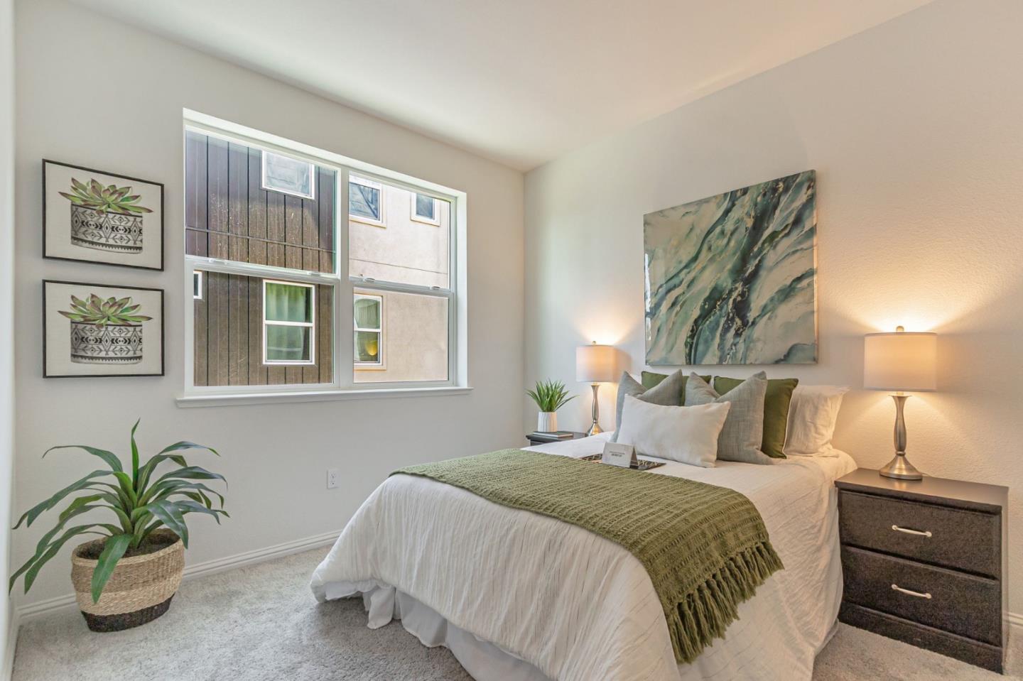 Detail Gallery Image 13 of 37 For 1906 Nevets Ln, San Jose,  CA 95133 - 3 Beds | 3 Baths